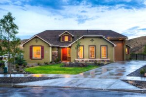 Read more about the article Deciding Whether to Buy New Construction or Older Home?